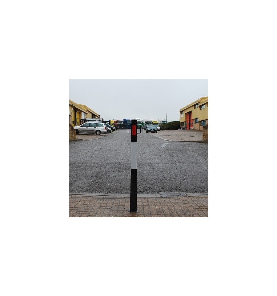 Heavy Duty 140P Removable Security Post with 2 x Ground Spigots 